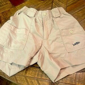 AFTCO Men’s Shorts size 28 tan shorts.